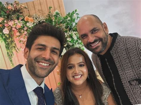 Kartik Aaryan Attends Satyaprem Ki Katha Directors Wedding With Gajrao Rao Kiara Advani Skips