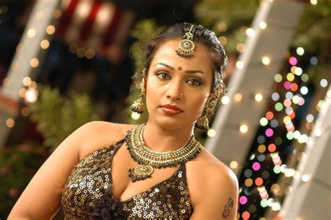 Hot Tamil Actresses Hot Tamil Actress Blouse Stills