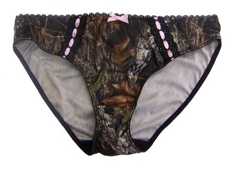 Mossy Oak Camouflage Pink Bow Panties