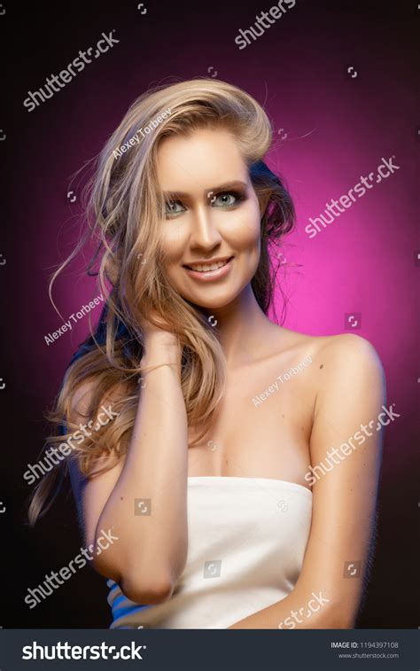 Beautiful Blonde Smiling Model Girl Naked Stock Photo 1194397108 Shutterstock