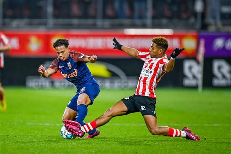 PSV Heeft Gedroomde Nieuwe Rechtsback Al In Huis Soccernews Nl