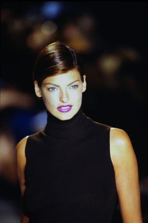 Donna Karan Runway Show 1996 90s Fashion, Fashion Show, Linda ...