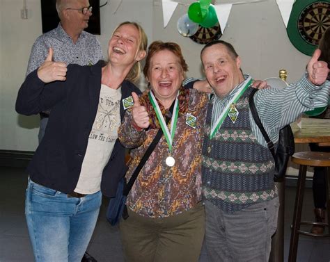 Groot Feest Bij 20 Jarig Jubileum G Korfbal DVO DVO Transus