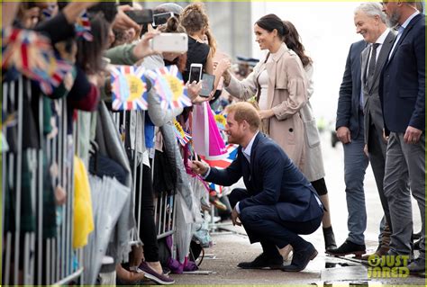 Photo Meghan Markle Meets Longtime Fan 22 Photo 4173366 Just Jared