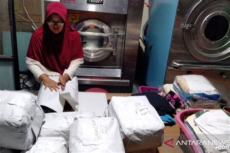 Pengusaha Laundry Gunakan Kertas Kurangi Penggunaan Plastik ANTARA News