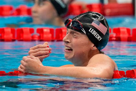 Tokyo Games Katie Ledecky Comes Back To Win The First Ever Olympic 1 500 Freestyle