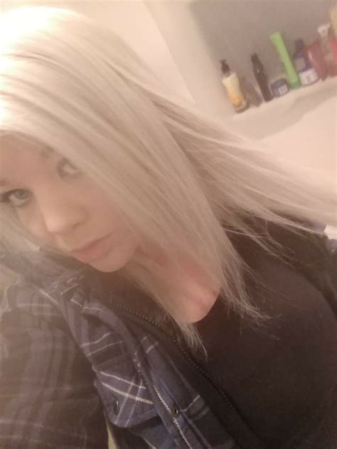 Bleached My Hair Down To A Very White White Put The Wella T10 Toner In