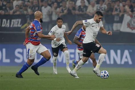 Corinthians Fica No Empate Fortaleza Em Ida Da Semi Da Sul Americana