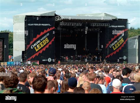 Leeds Carling Music Festival Summer 2003 Stock Photo - Alamy