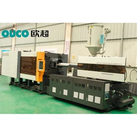 Ce Bucket Injection Molding Machine Ton Injection Molding Machine