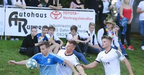 Fußball SV Hinterweidenthal trennt sich 1 1 von Bezirksliga