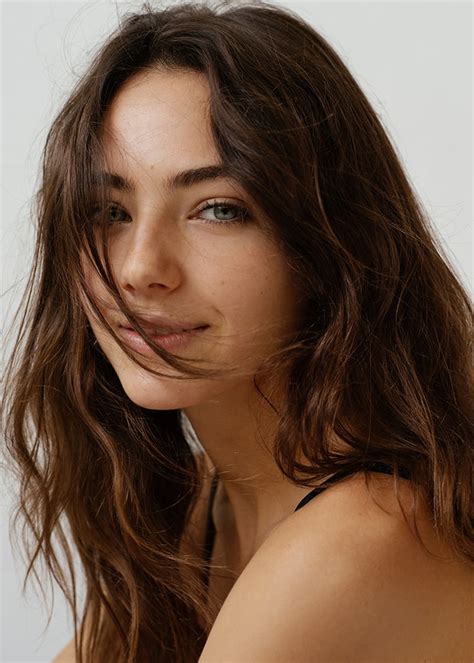 Picture Of Amelia Zadro