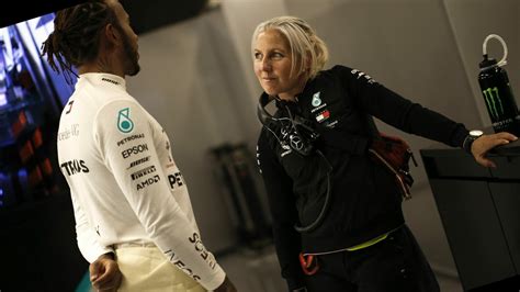 Lewis Hamilton Physio : Lewis Hamilton Mercedes Amg F1 With Angela ...