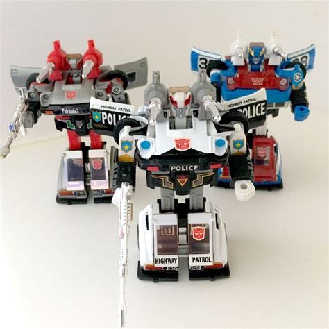 Bluestreak Prowl And Smokescreen Transformers Collection Vintage Box Transformers Toys