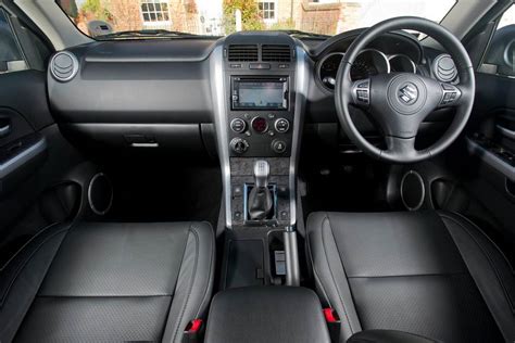 SUZUKI GRAND VITARA 1.6 - suzuki-grand-vitara-16_interior_13.jpg