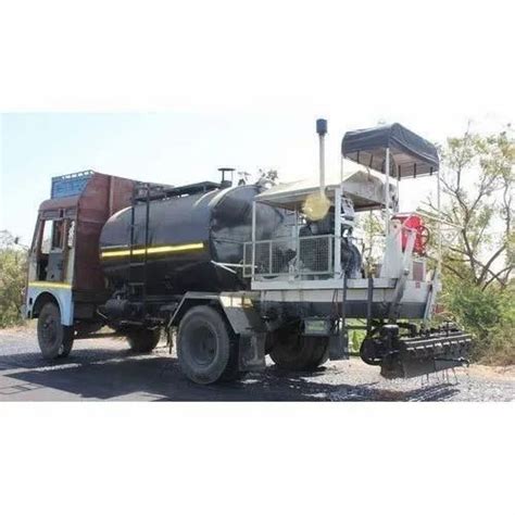 Portable Bitumen Pressure Distributor Ton For Road Construction