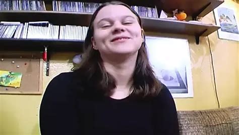 Een Hete Brunette Babe Uit Duitsland Zuigt Een Harde Lul In Pov Xhamster