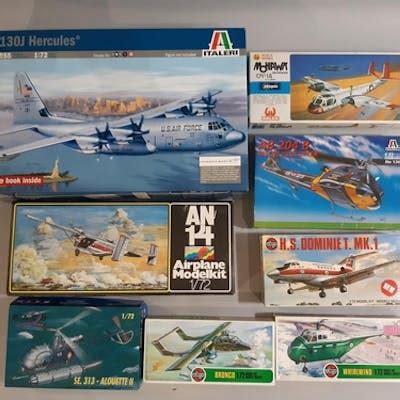 8 boxed 1:72 scale model aircraft kits including C-130J Herc... | Barnebys