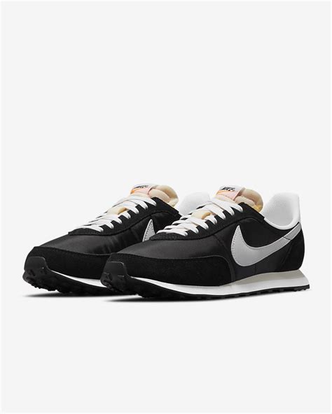 Nike Waffle Trainer 2 Men's Shoes. Nike IN