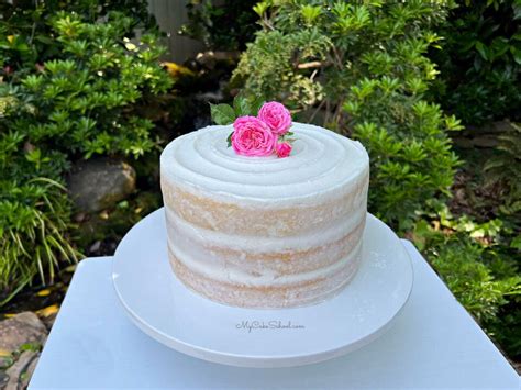 Naked Cakes My Cake School