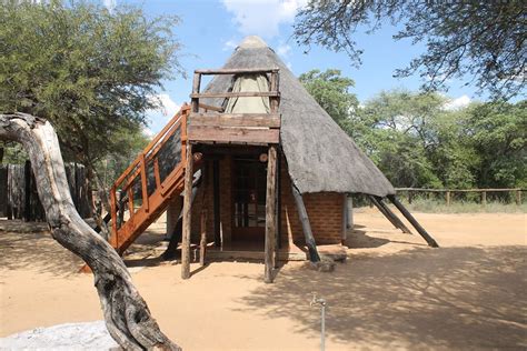 Khama Rhino Sanctuary | Serowe Campsites & Lodges | Botswana Accommodation | African Reservations