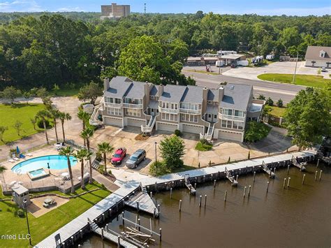 717 Bienville Blvd APT B3 Ocean Springs MS 39564 Zillow