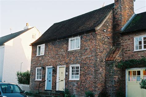 EXCLUSIVE: Kent property sales plummet as market limps towards 2024
