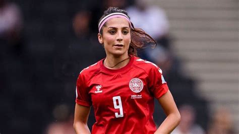 Officielt Nadia Nadim Skifter Til Italiensk Storklub BT Fodbold