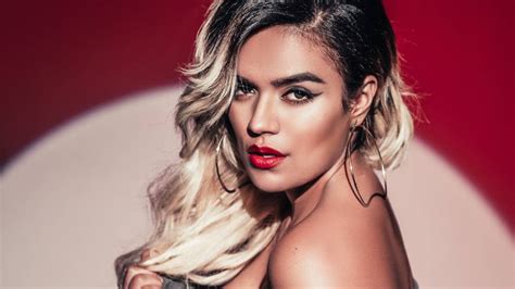 Karol G Enamora A Sus Seguidores Con Sensual Video De Bichota