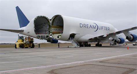 Boeing Dreamlifter Cockpit