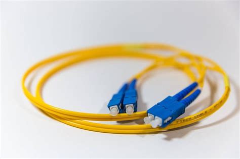 What Characteristics Describe Fiber-Optic Cable? - pearcefionda.com