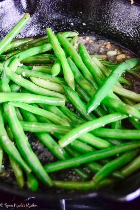 Screaming Skillet Green Beans Renee Nicole S Kitchen