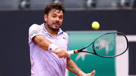 Dia De Roland Garros Wawrinka Sofre Mas Vence E Auger Aliassime