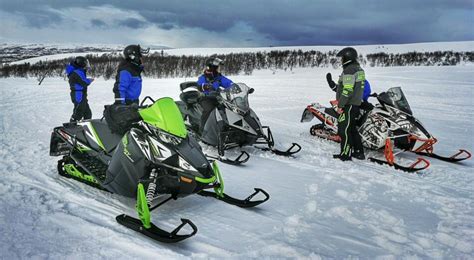 C Mo Es Y D Nde Hacer Una Excursi N En Moto De Nieve Nuestra