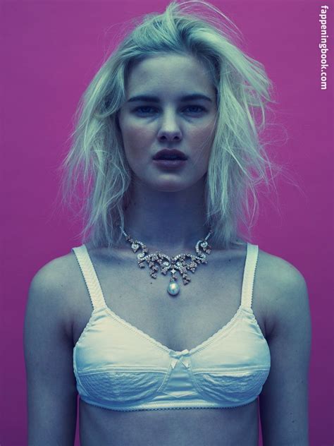 Hannah Holman Nude OnlyFans Leaks Fappening FappeningBook