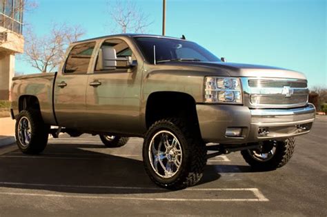 Zone Offroad Launches 65 Inch Kit For 2007 13 Gm Half Tons