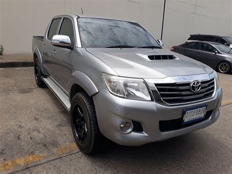 Toyota Hilux Vigo Double Cab E Buyatsiam