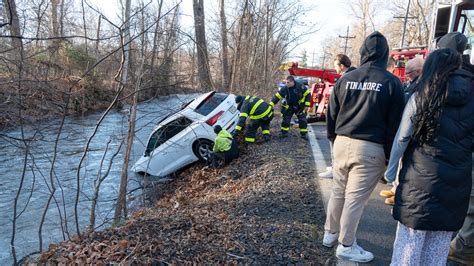 Totowa Nj Car Pulled From Passaic River