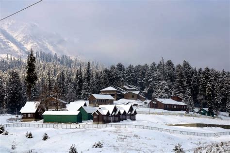 Kashmir Ladakh Freeze Despite Slight Improvement In Night Temperature