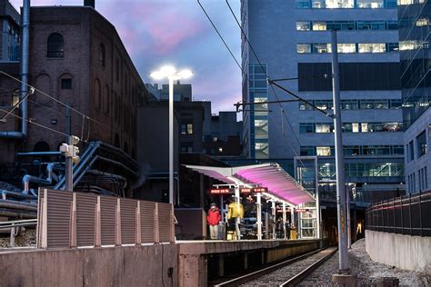Central West End Metrolink Station - Reed Burkett Lighting Design