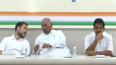 Congress Holds Key Meeting With Telangana Leadership Day After Hurting