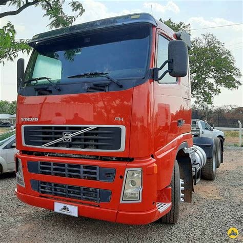 Caminhao Volvo FH 440 usado à venda