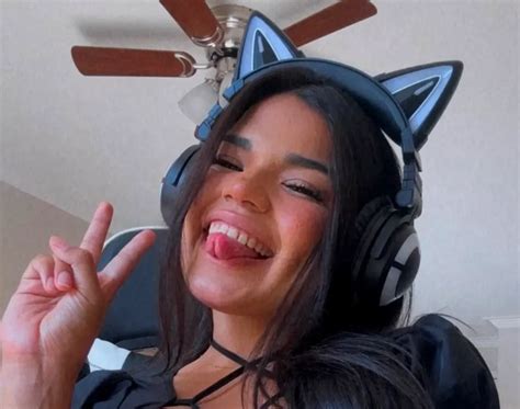 Summer Col Biography, Age, Family, Images, Net Worth - Bioofy