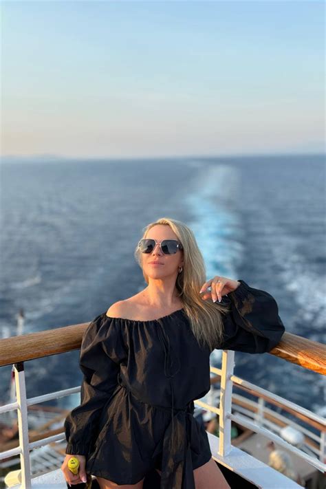 Beautiful Anna Y O From Istanbul With Blonde Hair ID LadaDate