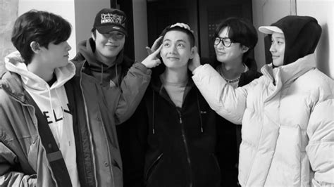 BTS V Military Service: Kim Taehyung Poses With Park Seo Joon And Wooga ...