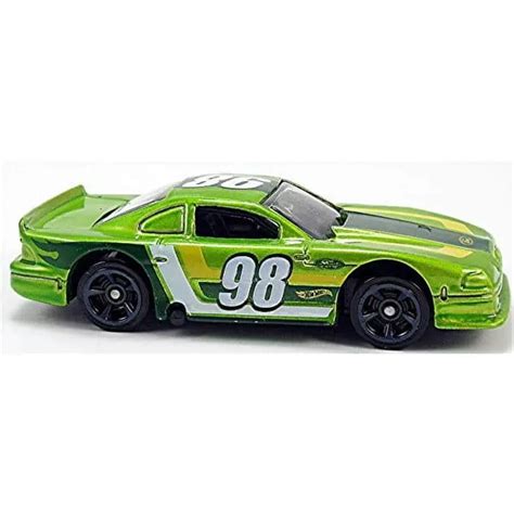 Embalagem Danificada Hot Wheels 50 Years 03 Ford Mustang Cobra Universo Hot Wheels