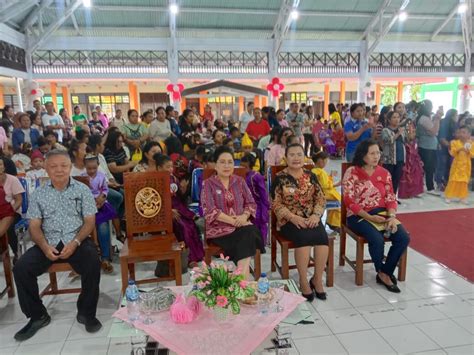 Pj Bupati Sangihe Di Dampingi Kadis Dikbud Hadiri Lomba Kreatifitas