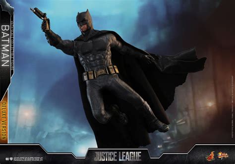Justice League Batman Hot Toy Debuts ComingSoon Net
