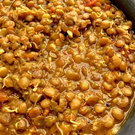 Indian Ussal Pressure Cooker Sprouted Beans Recipe Two Sleevers Indian Beans Recipe Bean