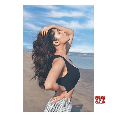 Actress Ruhani Sharma Hot And Glam Stills Social News XYZ